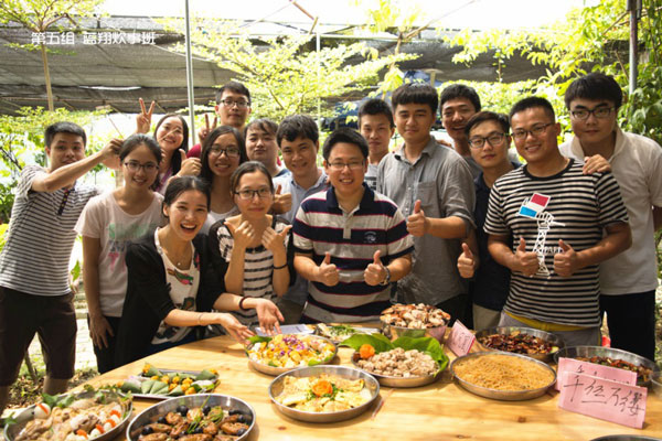 第五組 藍(lán)翔炊事班