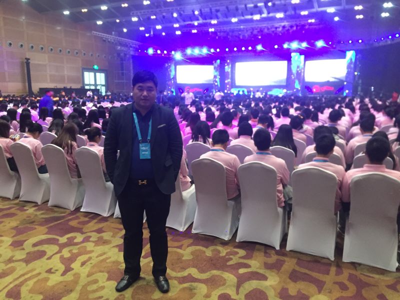 圖2 董事會主席程華鎮(zhèn)在活動現(xiàn)場