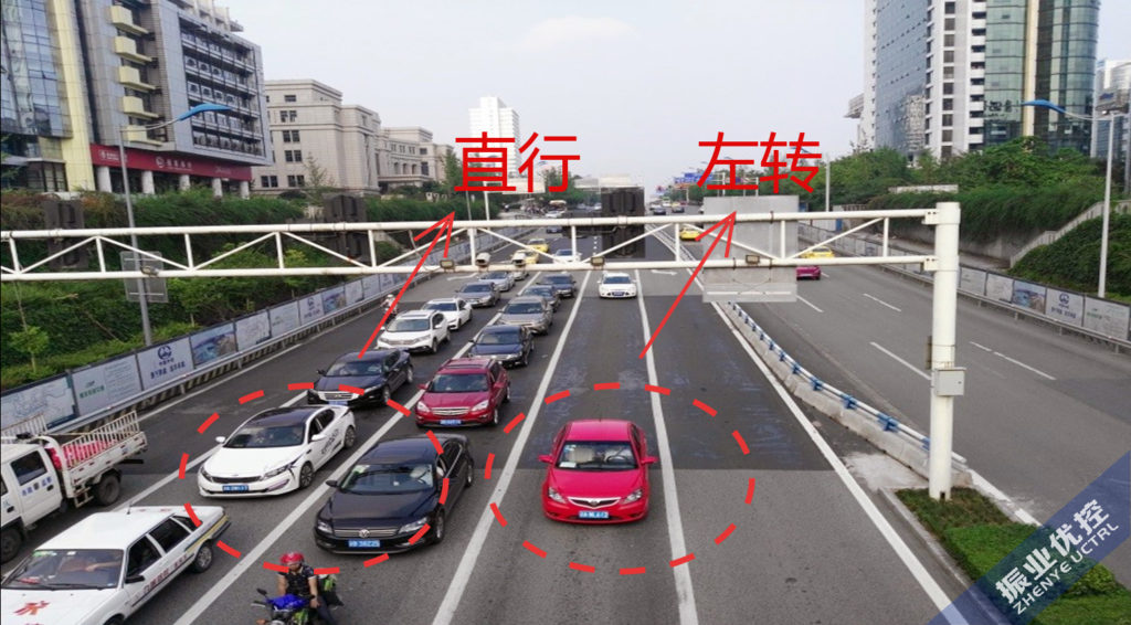 圖6 優(yōu)化前東進口直行排隊長度較長