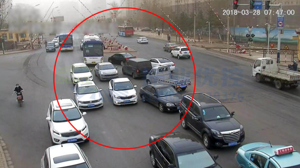 圖7 東進(jìn)口直行與西進(jìn)口左轉(zhuǎn)車(chē)輛沖突