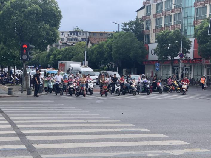 新建大道興國(guó)路-花果山路路段(新建大道-長(zhǎng)麥路路口)