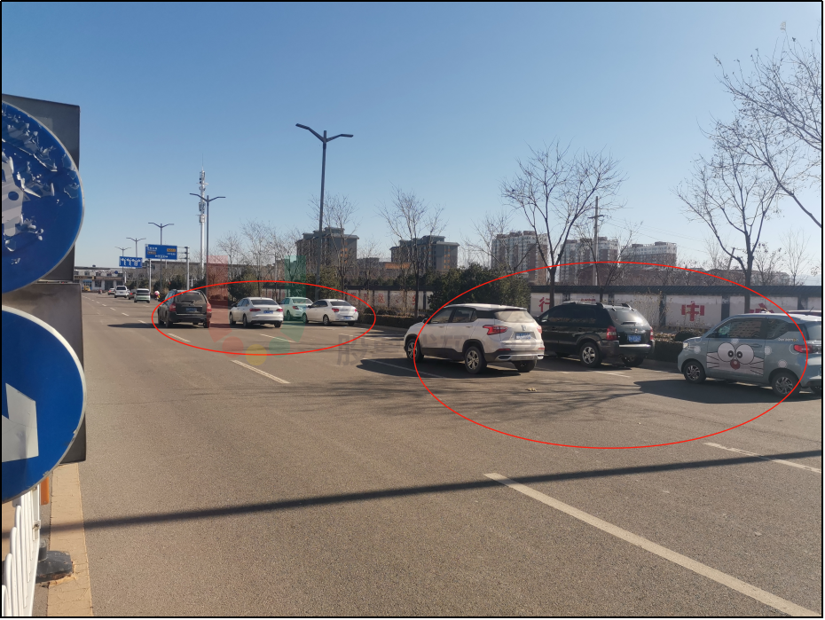 圖2 藝苑街違?，F(xiàn)象嚴(yán)重