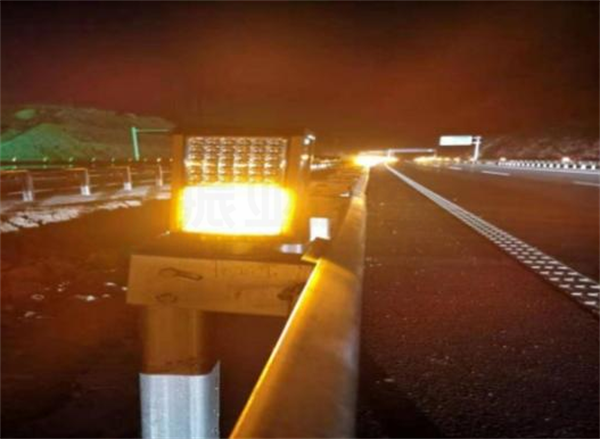 圖11-1 S308安裝安全誘導(dǎo)警示燈