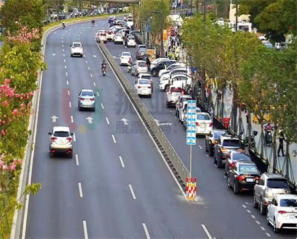 圖10 學校周邊路段(優(yōu)化后)