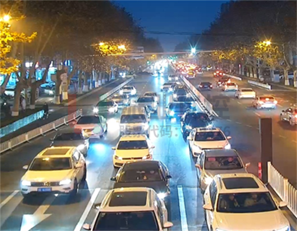 圖?8?中興大街-守敬路北進(jìn)口車(chē)輛排隊(duì)圖（優(yōu)化后）