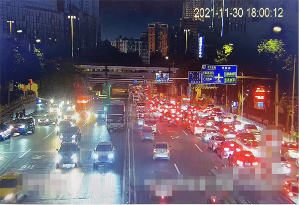 圖6 廣園路-天壽路南進口車輛排隊情況